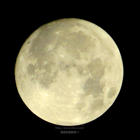 moon202206143198.jpg