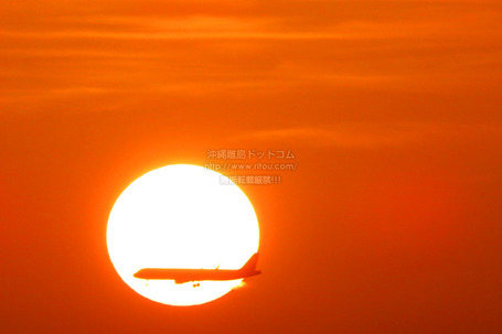 sunsetairplane20250411w2399.jpg